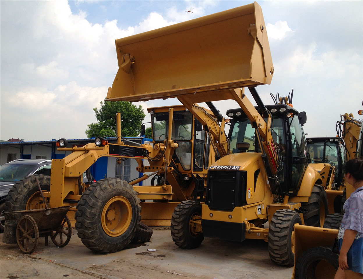 CAT 420F Backhoe Loader - Bager utovarivač: slika 2 CAT 420F Backhoe Loader - Bager utovarivač: slika 2