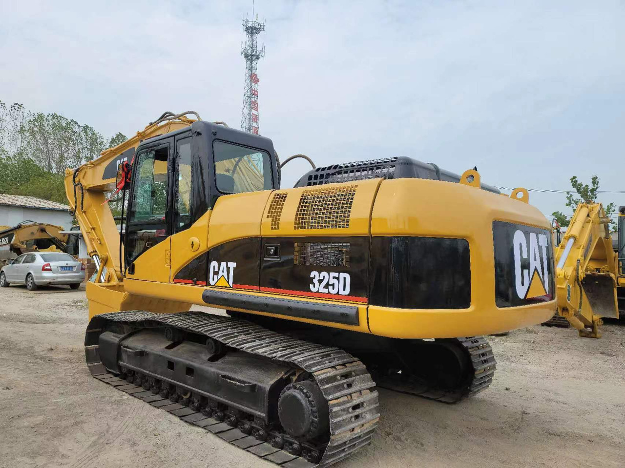 CATERPILLAR 325D - Bager guseničar: slika 3 CATERPILLAR 325D - Bager guseničar: slika 3