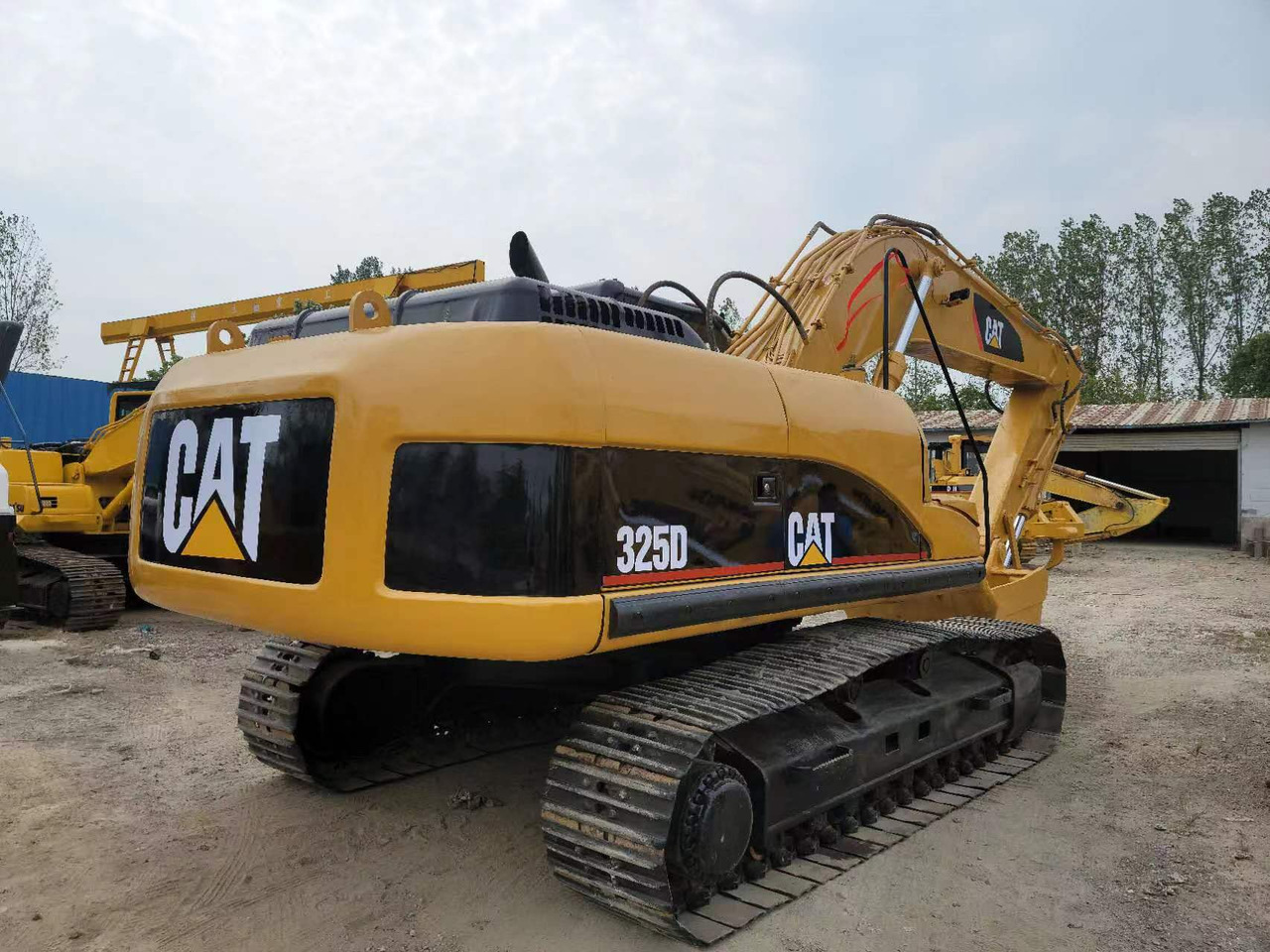 CATERPILLAR 325D - Bager guseničar: slika 2 CATERPILLAR 325D - Bager guseničar: slika 2