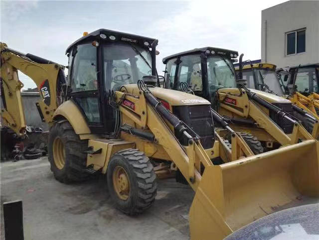 CATERPILLAR Backhoe Loader 420F Click Here for Discount - Bager utovarivač: slika 2 CATERPILLAR Backhoe Loader 420F Click Here for Discount - Bager utovarivač: slika 2