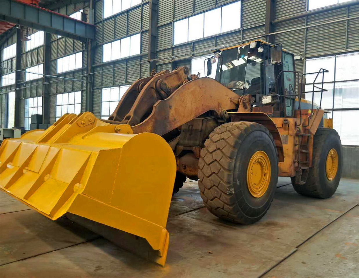 CATERPILLAR Wheel Loader CAT 980G - Utovarivač točkaš: slika 2 CATERPILLAR Wheel Loader CAT 980G - Utovarivač točkaš: slika 2
