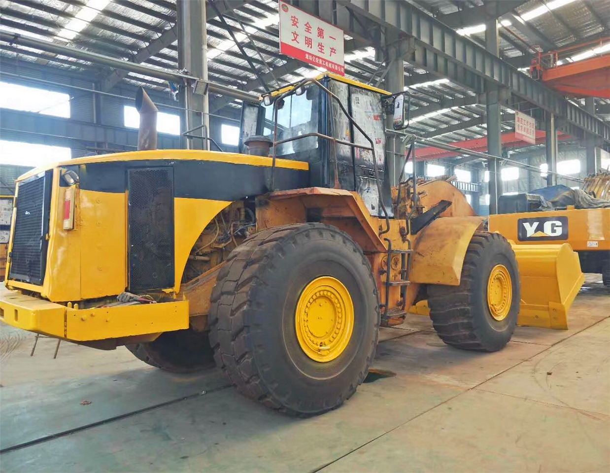 CATERPILLAR Wheel Loader CAT 980G - Utovarivač točkaš: slika 4 CATERPILLAR Wheel Loader CAT 980G - Utovarivač točkaš: slika 4