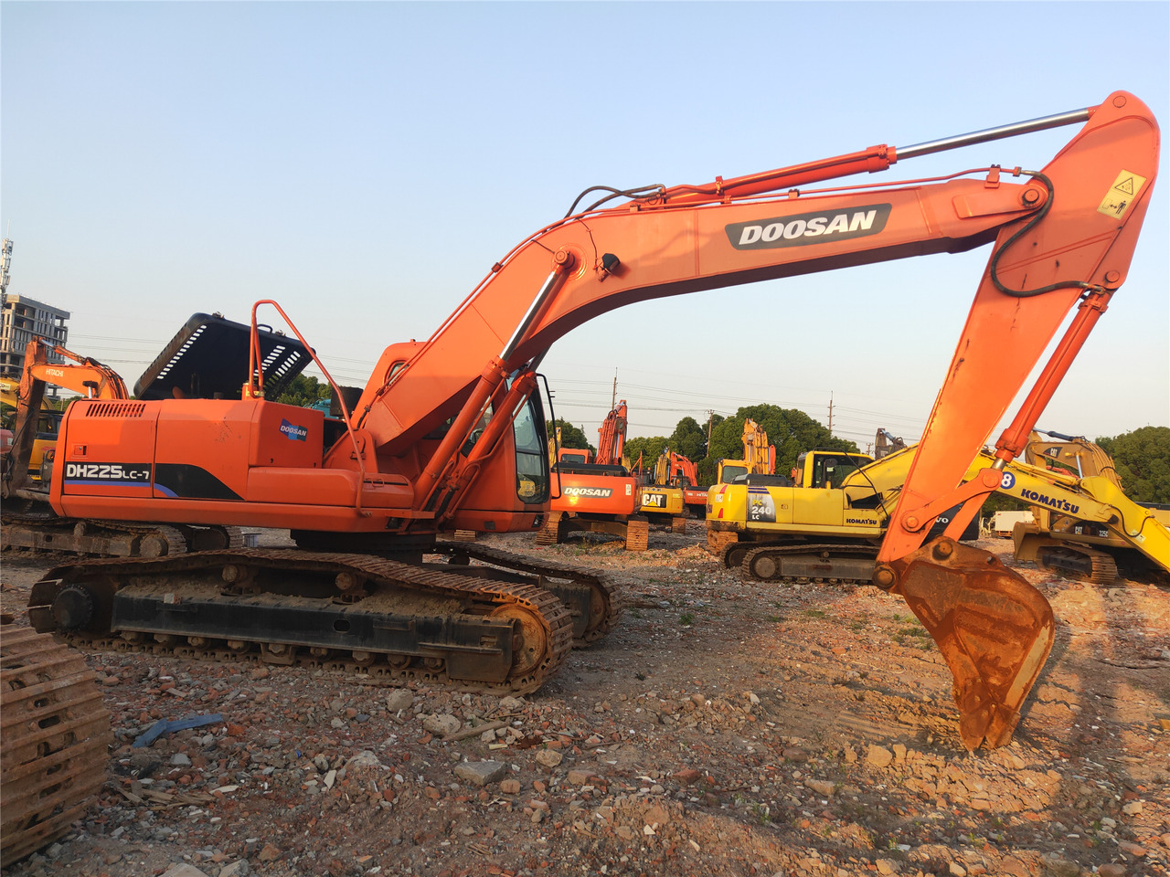 DOOSAN Crawler excavator - Bager guseničar: slika 3 DOOSAN Crawler excavator - Bager guseničar: slika 3