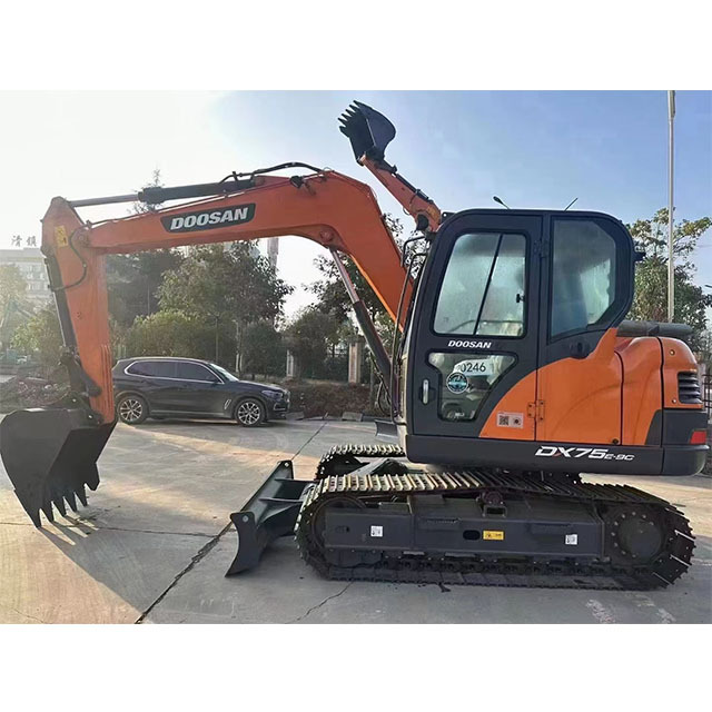 DOOSAN DX75 Mini excavator 7.5 ton - Mini bager: slika 2 DOOSAN DX75 Mini excavator 7.5 ton - Mini bager: slika 2