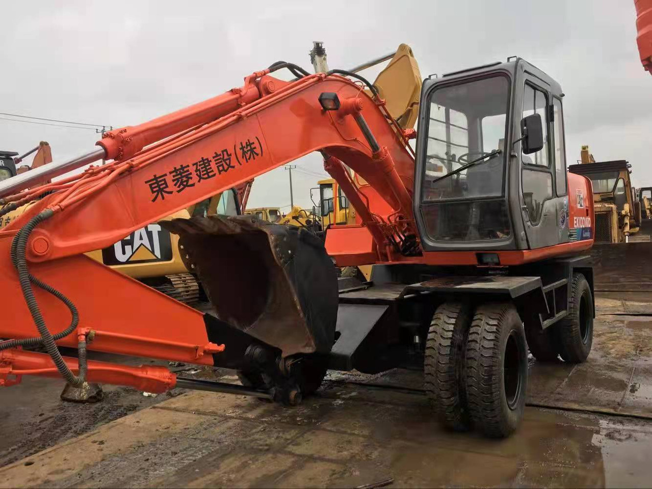 HITACHI EX100WD - Bager guseničar: slika 3 HITACHI EX100WD - Bager guseničar: slika 3
