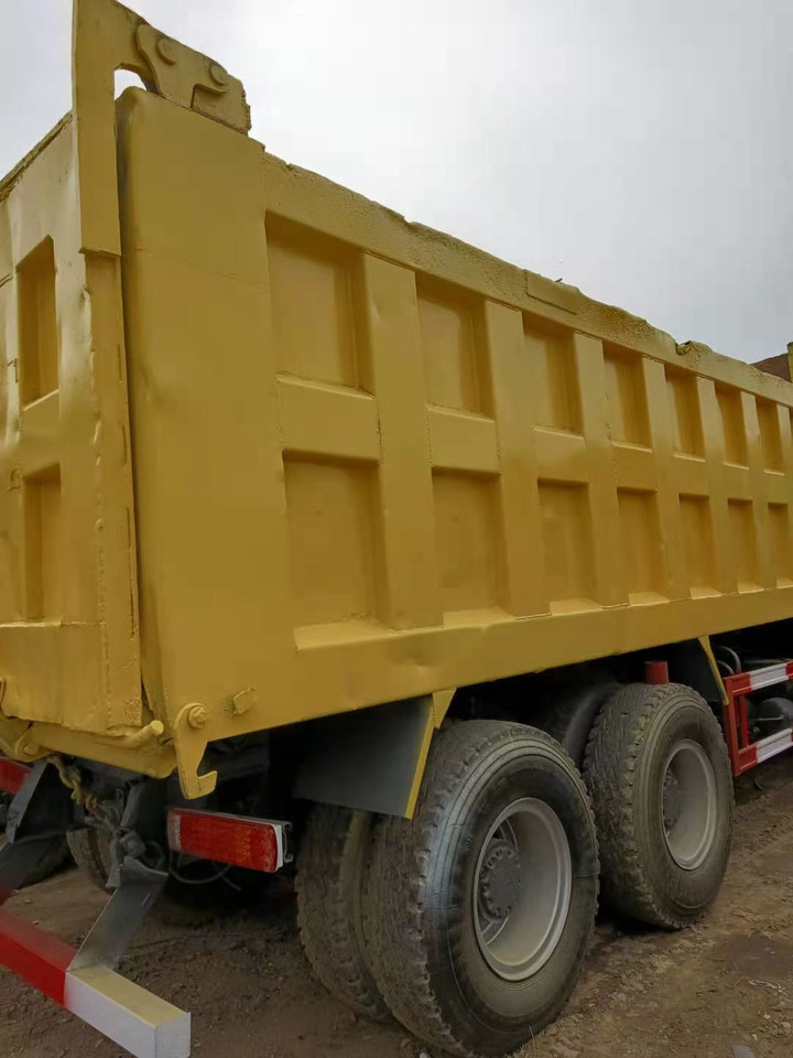 HOWO Dump Truck 371 6/4 Click Here for Discount - Istovarivač: slika 3 HOWO Dump Truck 371 6/4 Click Here for Discount - Istovarivač: slika 3