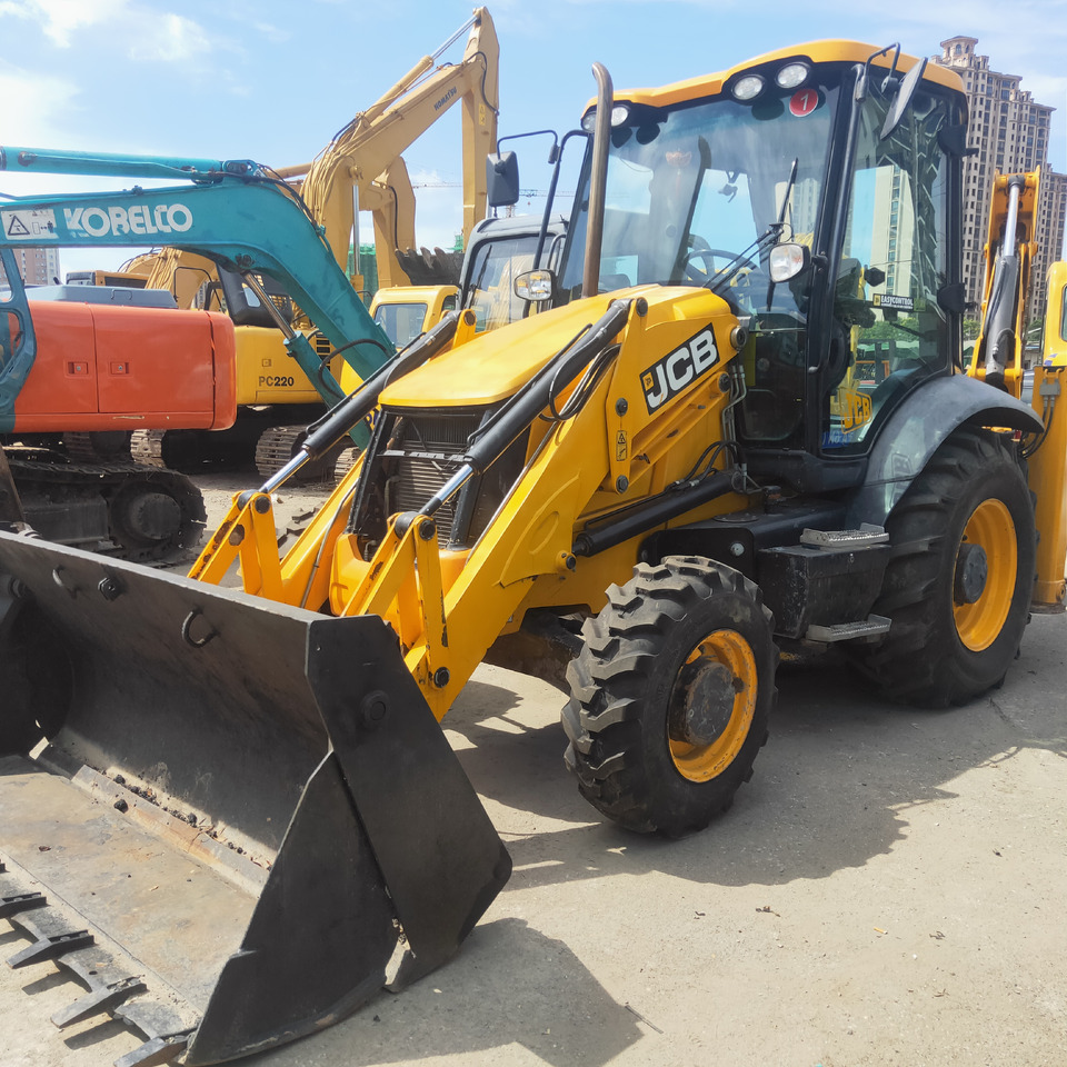 JCB 3CX - Bager utovarivač: slika 2 JCB 3CX - Bager utovarivač: slika 2