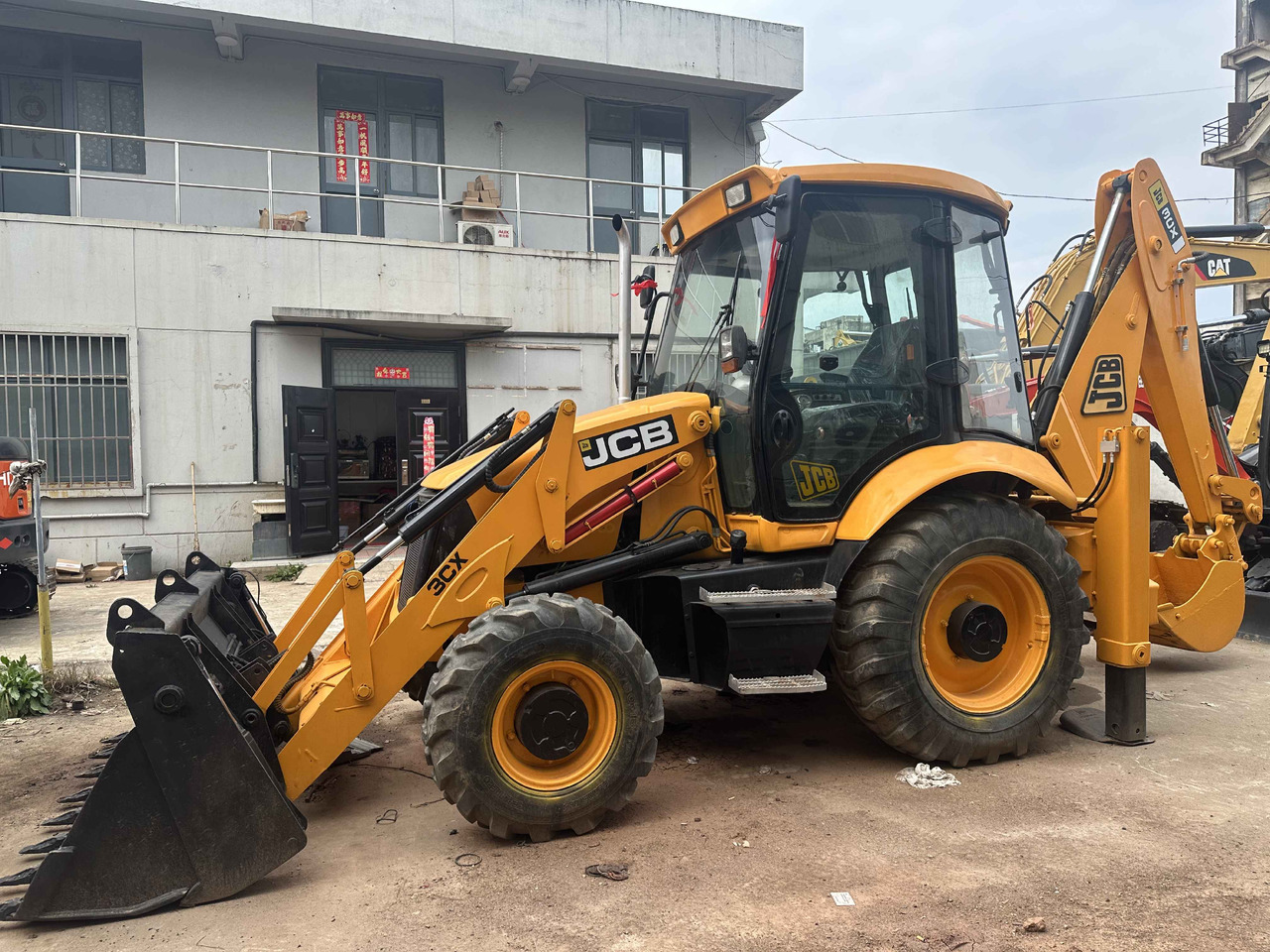 JCB Backhoe Loader - Bager utovarivač: slika 1 JCB Backhoe Loader - Bager utovarivač: slika 1