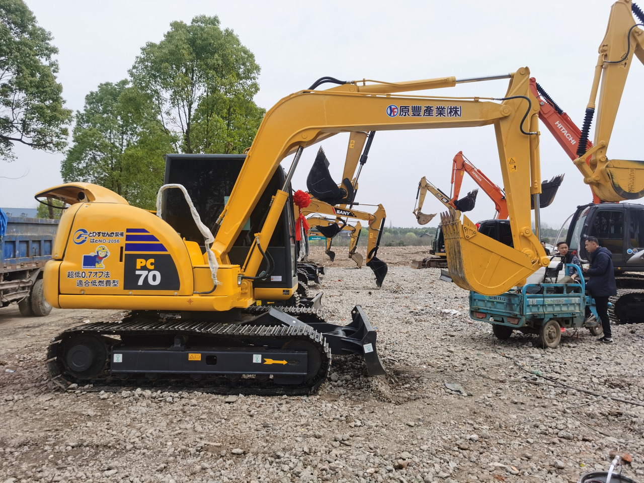 KOMATSU PC70-8 - Bager guseničar: slika 3 KOMATSU PC70-8 - Bager guseničar: slika 3