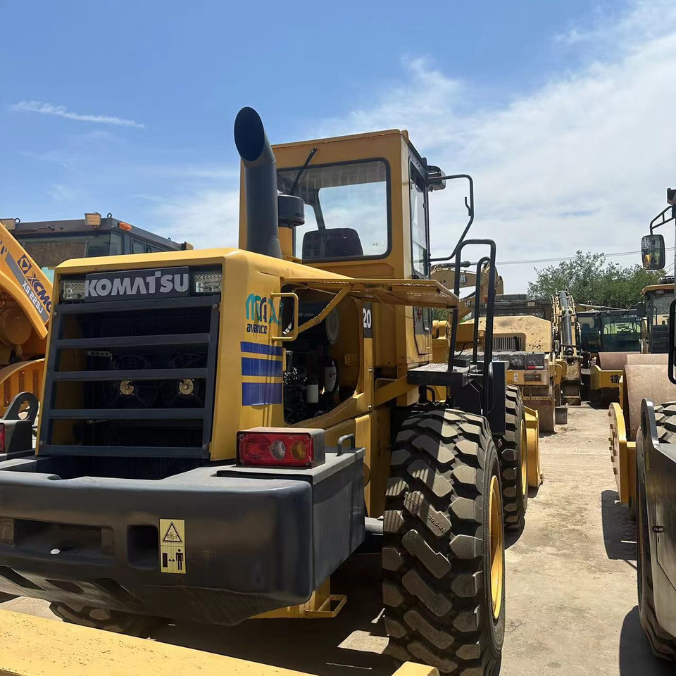 KOMATSU WA320 Wheel Loader Click for Discount - Utovarivač točkaš: slika 4 KOMATSU WA320 Wheel Loader Click for Discount - Utovarivač točkaš: slika 4