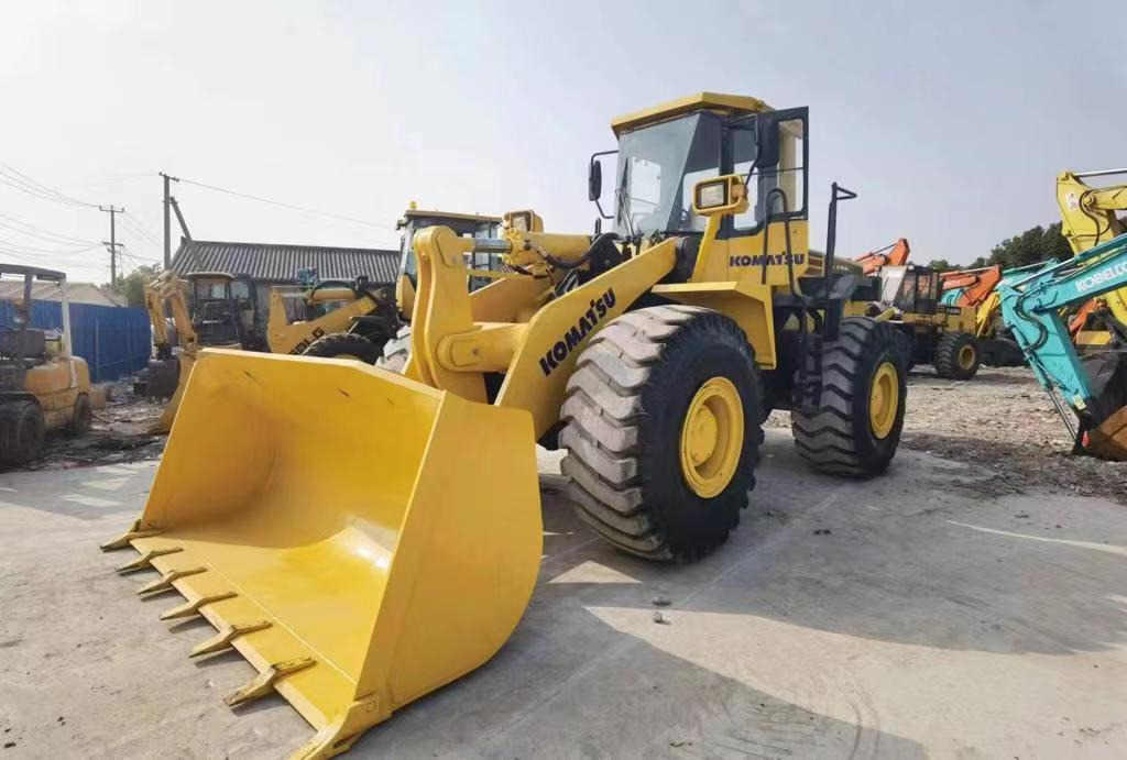 KOMATSU WA470 Wheel Loader Click for Discount - Utovarivač točkaš: slika 3 KOMATSU WA470 Wheel Loader Click for Discount - Utovarivač točkaš: slika 3