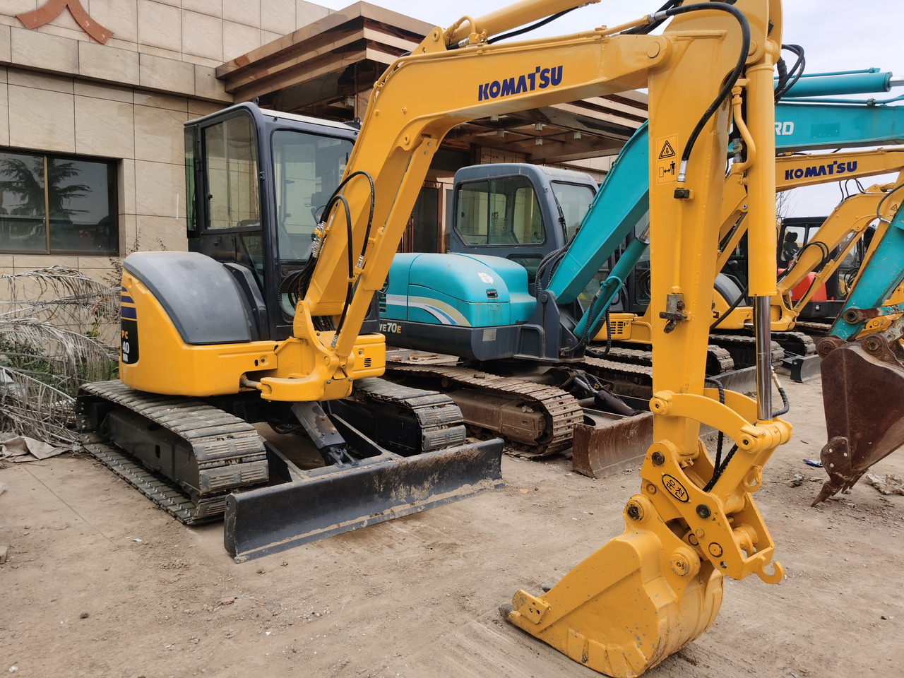 Komatsu Mini Excavator Pc40MR - Mini bager: slika 1 Komatsu Mini Excavator Pc40MR - Mini bager: slika 1