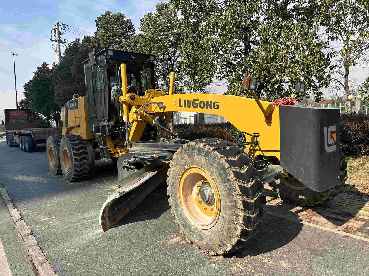 LIUGONG Grader  4180 - Grejder: slika 3 LIUGONG Grader  4180 - Grejder: slika 3