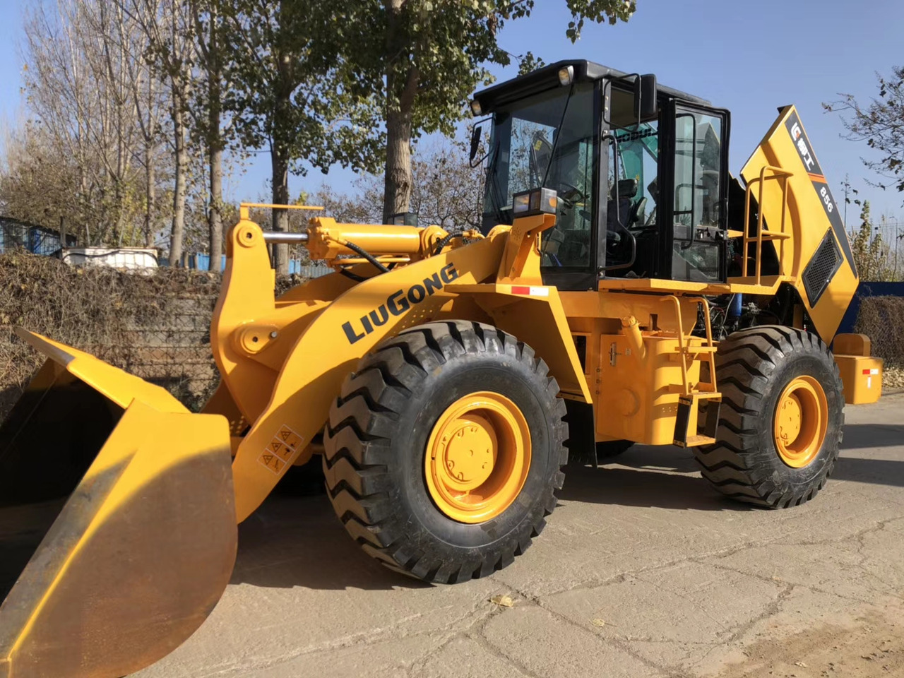 LIUGONG Wheel Loader 856 Click Here for Discount - Utovarivač točkaš: slika 1 LIUGONG Wheel Loader 856 Click Here for Discount - Utovarivač točkaš: slika 1