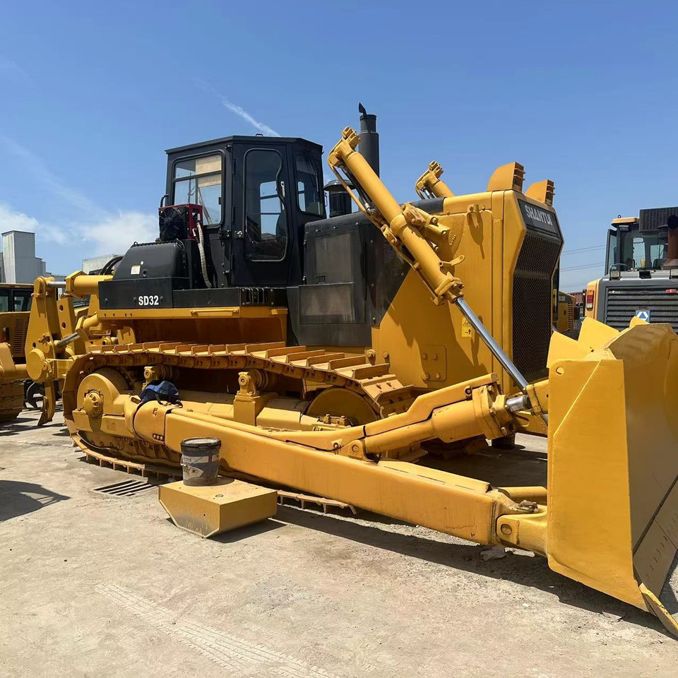 SHANTUI Bulldozer SD 32 Low Hours Good Condition - Buldožer: slika 1 SHANTUI Bulldozer SD 32 Low Hours Good Condition - Buldožer: slika 1