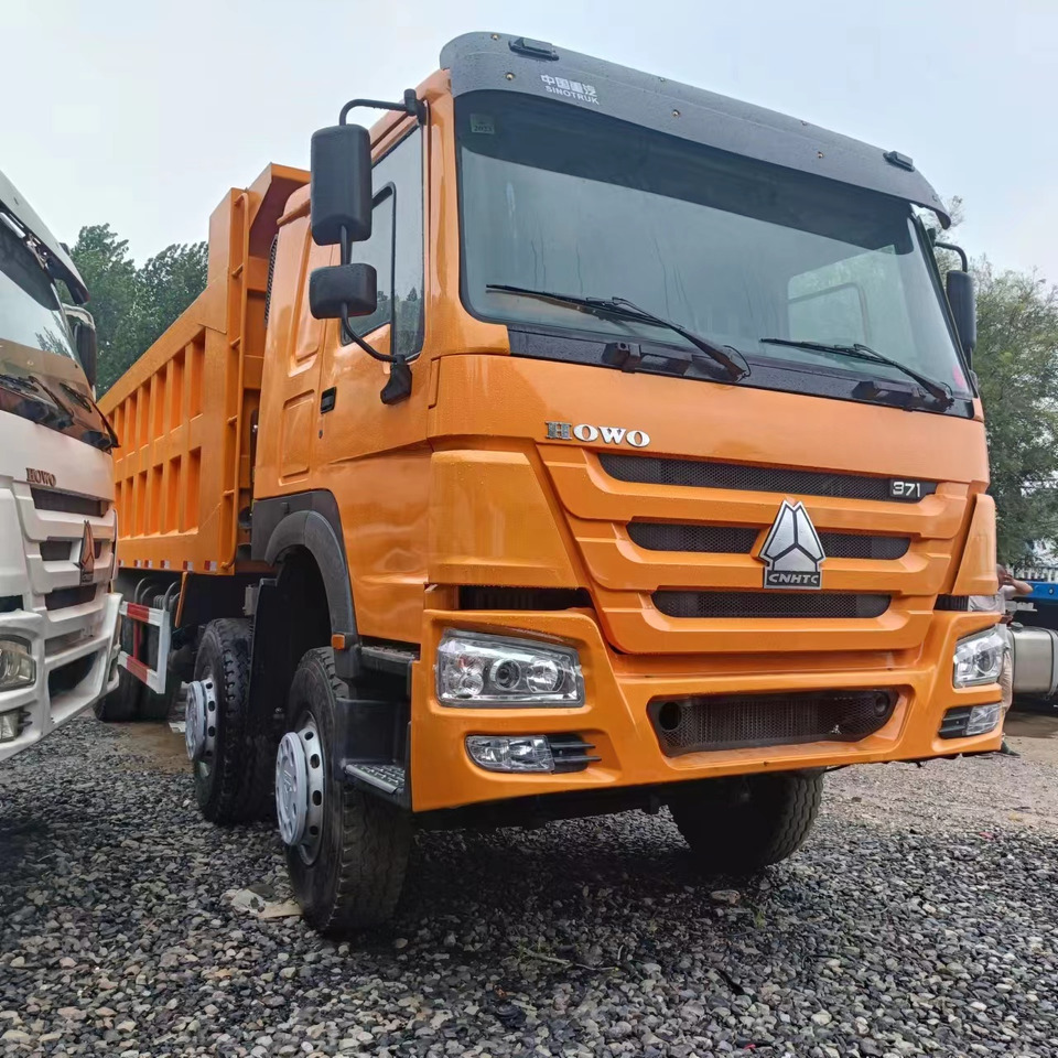 SINOTRUK 8x4 HOWO Dump Truck Click for Discount - Istovarivač: slika 2 SINOTRUK 8x4 HOWO Dump Truck Click for Discount - Istovarivač: slika 2