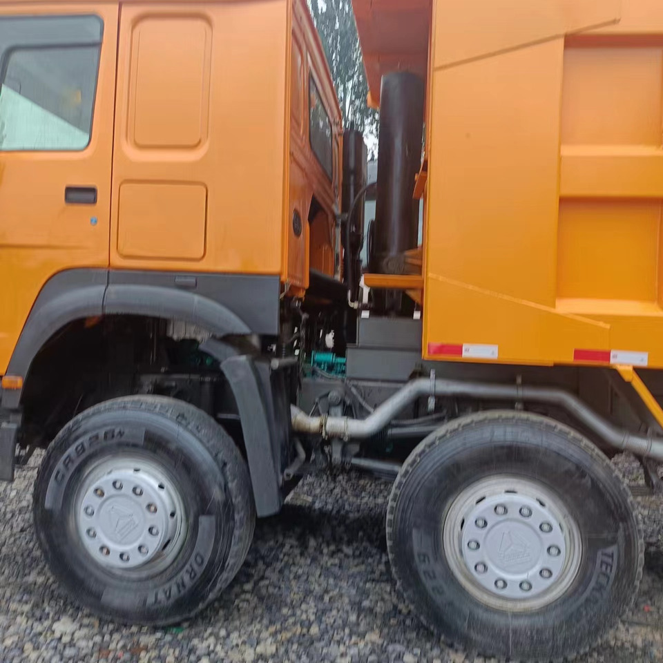 SINOTRUK 8x4 HOWO Dump Truck Click for Discount - Istovarivač: slika 5 SINOTRUK 8x4 HOWO Dump Truck Click for Discount - Istovarivač: slika 5