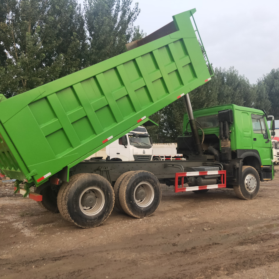 SINOTRUK HOWO 371 6X4 CLICK HERE FOR DISCOUNT - Istovarivač: slika 4 SINOTRUK HOWO 371 6X4 CLICK HERE FOR DISCOUNT - Istovarivač: slika 4
