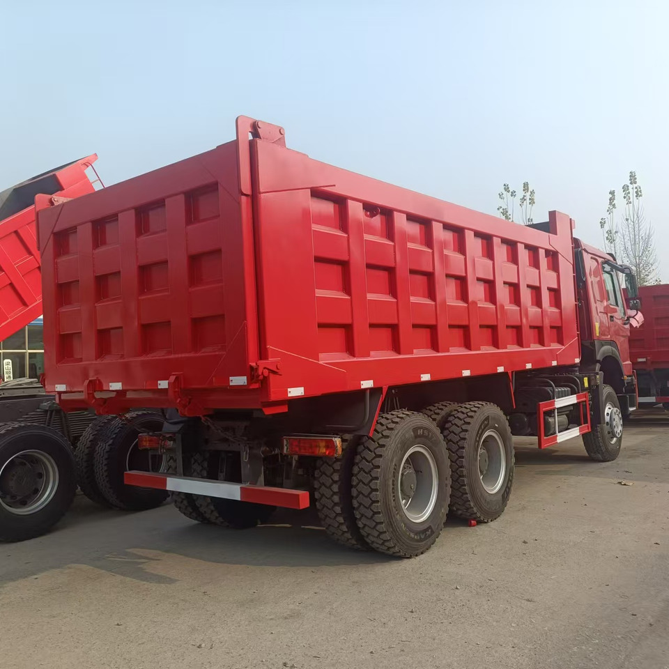 SINOTRUK HOWO 6x4 Dump Truck Click for Discount - Istovarivač: slika 3 SINOTRUK HOWO 6x4 Dump Truck Click for Discount - Istovarivač: slika 3