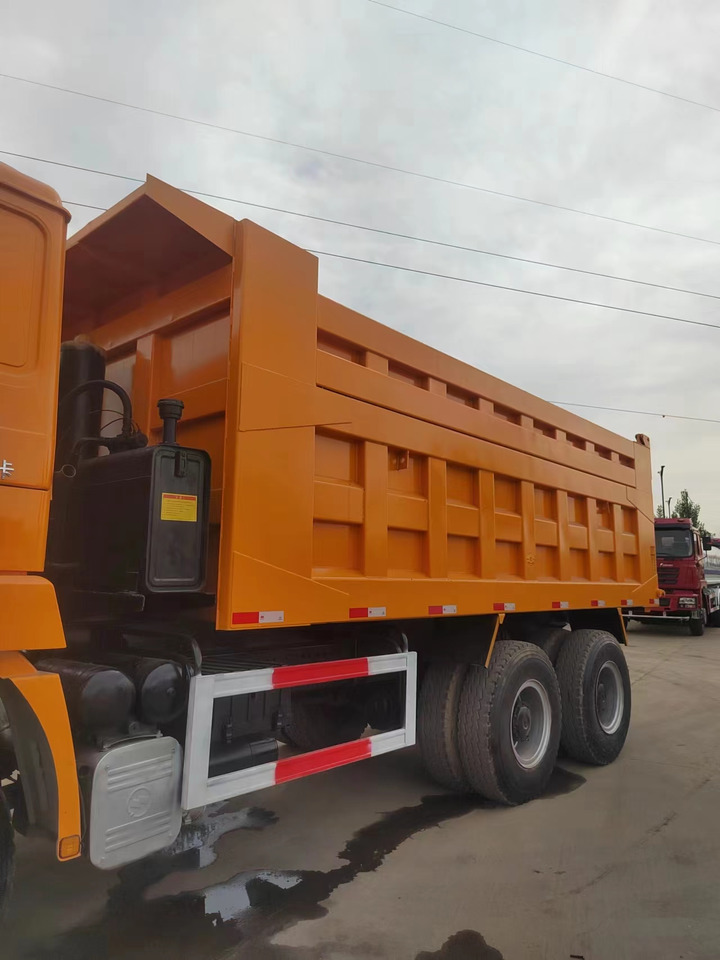 SINOTRUK HOWO 8x4 F3000 Dump Trruck Click for Discount - Istovarivač: slika 2 SINOTRUK HOWO 8x4 F3000 Dump Trruck Click for Discount - Istovarivač: slika 2