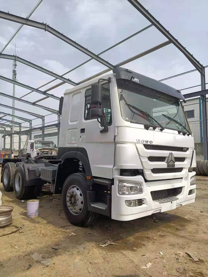SINOTRUK HOWO 371 CLICK HERE FOR DISCOUNT - Tegljač: slika 2 SINOTRUK HOWO 371 CLICK HERE FOR DISCOUNT - Tegljač: slika 2