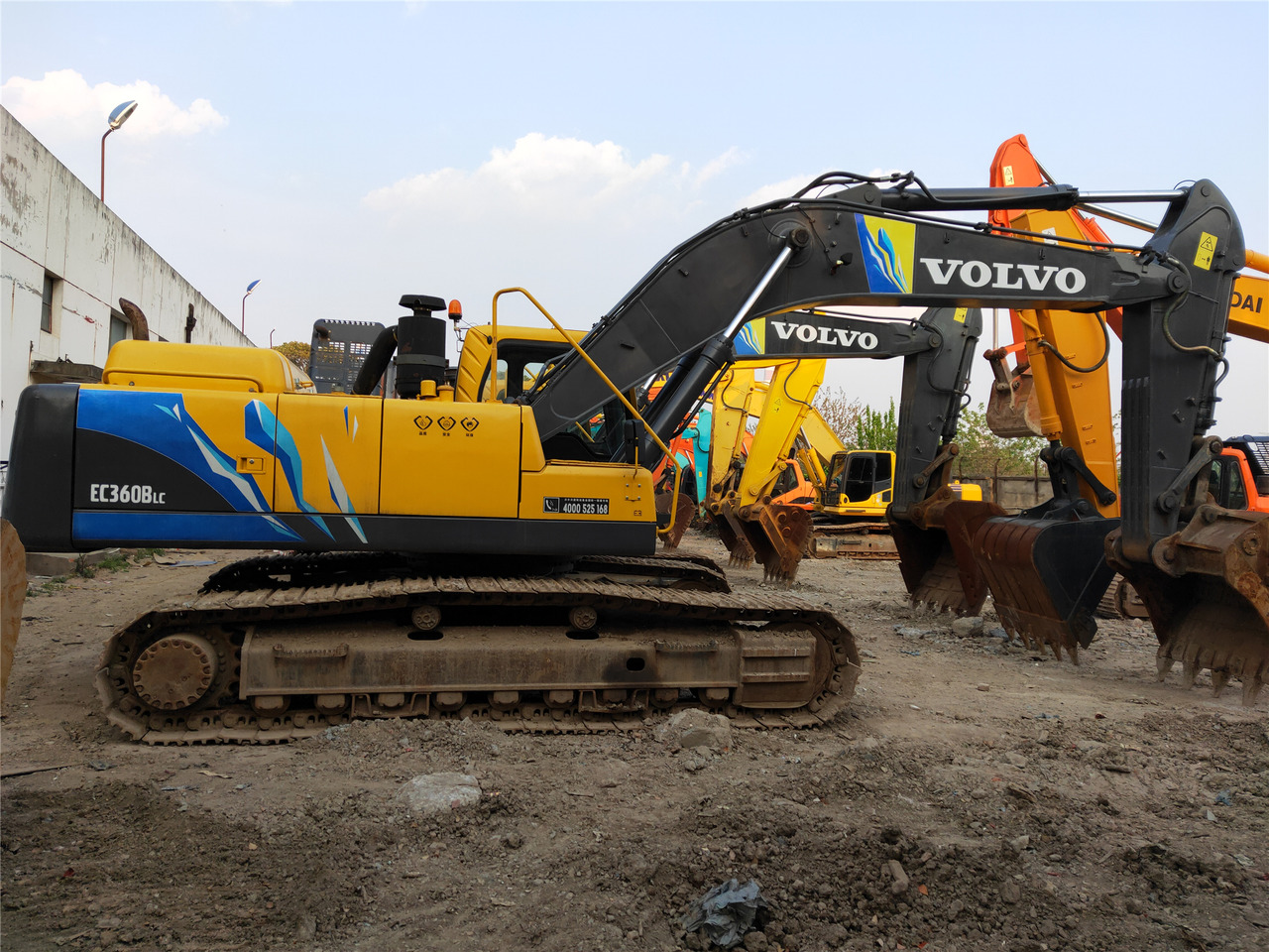 VOLVO Crawler Excavator EC360B - Bager guseničar: slika 1 VOLVO Crawler Excavator EC360B - Bager guseničar: slika 1