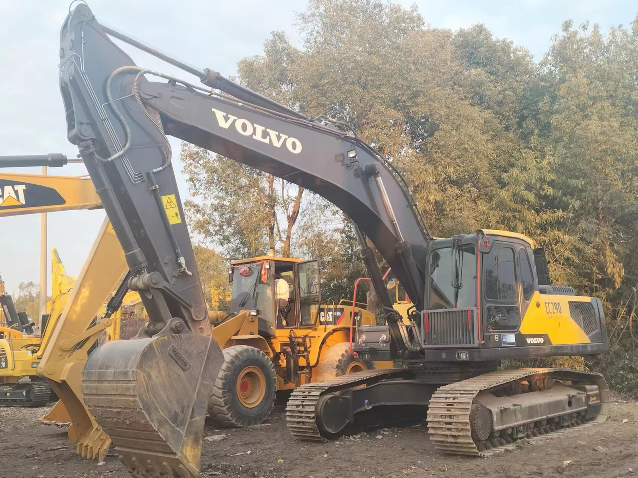 VOLVO EC290 Excavator Click for Discount - Bager guseničar: slika 3 VOLVO EC290 Excavator Click for Discount - Bager guseničar: slika 3
