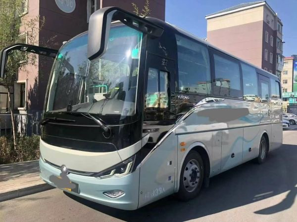 YUTONG 39 Seaters Coach Good condition Low mileage - Turistički autobus: slika 2 YUTONG 39 Seaters Coach Good condition Low mileage - Turistički autobus: slika 2