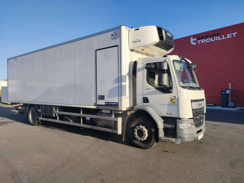 Camion Porteur 19 TONNES 320 CV HAYON CAISSE LAMBERET GROUPE CARRIER SUPRA 1150 -12 MT - Hladnjača: slika 1 Camion Porteur 19 TONNES 320 CV HAYON CAISSE LAMBERET GROUPE CARRIER SUPRA 1150 -12 MT - Hladnjača: slika 1