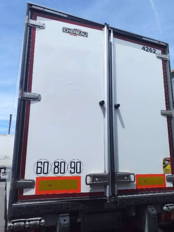 Semi-remorque 3 Essieux FRIGO 38 TONNES HAYON CAISSE CHEREAU GROUPE CARRIER VECTOR HE 19 MT - Poluprikolica hladnjače: slika 3 Semi-remorque 3 Essieux FRIGO 38 TONNES HAYON CAISSE CHEREAU GROUPE CARRIER VECTOR HE 19 MT - Poluprikolica hladnjače: slika 3