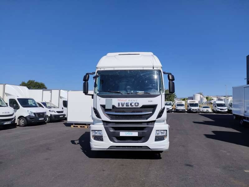 Tracteur 19 TONNES 360 CV 1 COUCHETTE - Tegljač: slika 2 Tracteur 19 TONNES 360 CV 1 COUCHETTE - Tegljač: slika 2