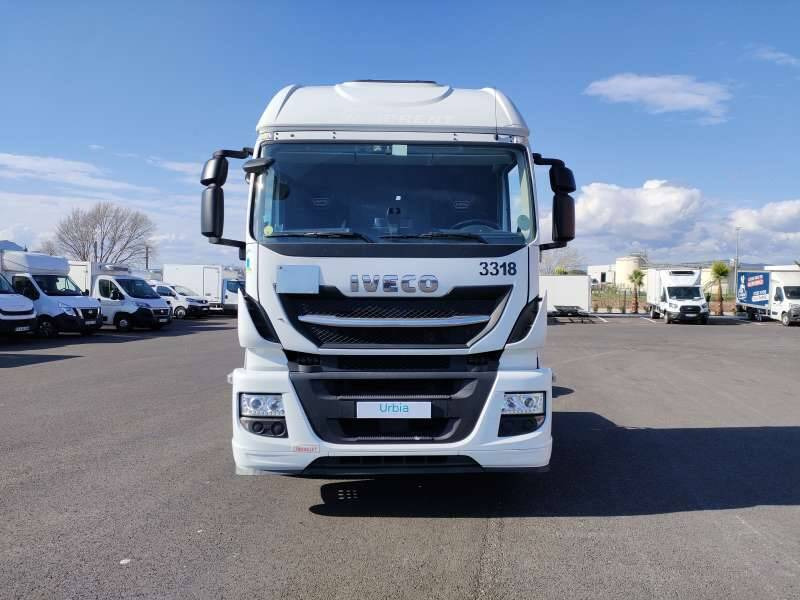 Tracteur 19 TONNES 360 CV 1 COUCHETTE - Tegljač: slika 2 Tracteur 19 TONNES 360 CV 1 COUCHETTE - Tegljač: slika 2