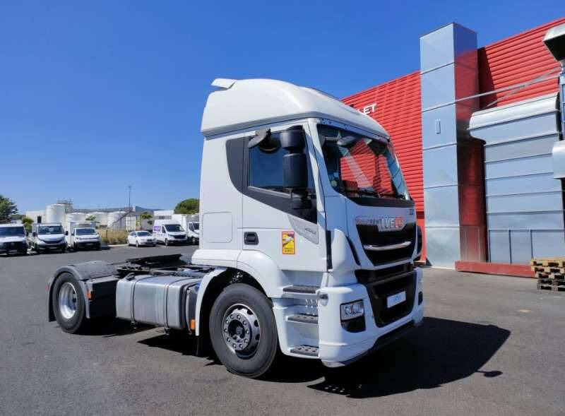 Tracteur 19 TONNES 360 CV 1 COUCHETTE - Tegljač: slika 1 Tracteur 19 TONNES 360 CV 1 COUCHETTE - Tegljač: slika 1