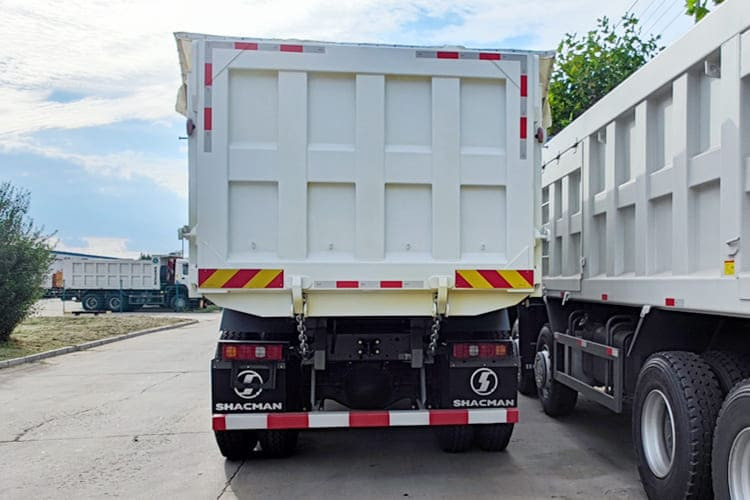 SHACMAN New Shacman Truck for Sale in Congo - Istovarivač: slika 4 SHACMAN New Shacman Truck for Sale in Congo - Istovarivač: slika 4
