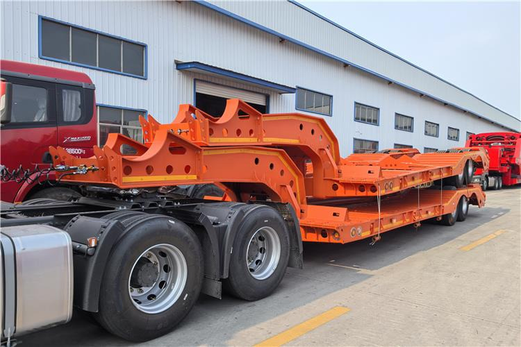 TITAN 2 Axle Low Low Bed Trailer for Sale In Angola - Niska poluprikolica za prevoz: slika 1 TITAN 2 Axle Low Low Bed Trailer for Sale In Angola - Niska poluprikolica za prevoz: slika 1