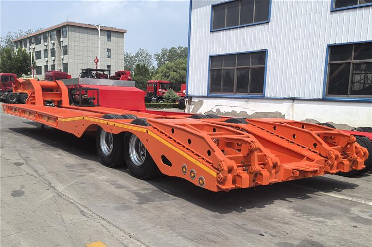 TITAN 2 Axle Low Low Bed Trailer for Sale In Angola - Niska poluprikolica za prevoz: slika 2 TITAN 2 Axle Low Low Bed Trailer for Sale In Angola - Niska poluprikolica za prevoz: slika 2