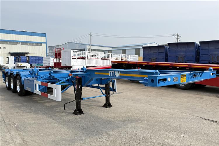 TITAN 3 Axle 40 foot Container Trailer for Sale In Senegal - Poluprikolica sa golom šasijom: slika 2 TITAN 3 Axle 40 foot Container Trailer for Sale In Senegal - Poluprikolica sa golom šasijom: slika 2