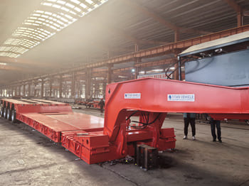 TITAN 4 Axle 100 Ton Lowboy Trailer for Sale in Zambia - Niska poluprikolica za prevoz: slika 2 TITAN 4 Axle 100 Ton Lowboy Trailer for Sale in Zambia - Niska poluprikolica za prevoz: slika 2