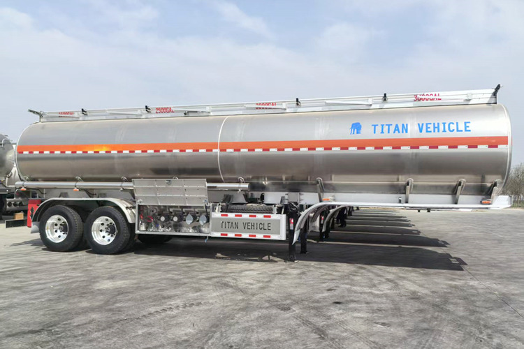 TITAN Aluminum Tanker Trailer for Sale in Malawi - Poluprikolica cisterna: slika 2 TITAN Aluminum Tanker Trailer for Sale in Malawi - Poluprikolica cisterna: slika 2