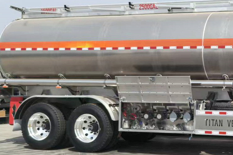 TITAN Aluminum Tanker Trailer for Sale in Malawi - Poluprikolica cisterna: slika 4 TITAN Aluminum Tanker Trailer for Sale in Malawi - Poluprikolica cisterna: slika 4