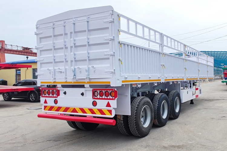 TITAN Cargo Trailer for Sale in Saudi Arabia - Poluprikolica za prevoz stoke: slika 3 TITAN Cargo Trailer for Sale in Saudi Arabia - Poluprikolica za prevoz stoke: slika 3