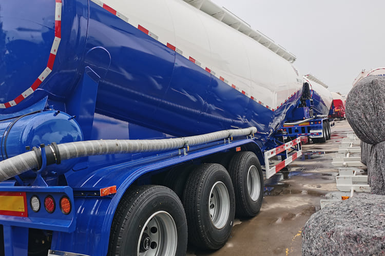 TITAN Cement Bulker Trailer for Sale in Jamaica - Poluprikolica cisterna: slika 3 TITAN Cement Bulker Trailer for Sale in Jamaica - Poluprikolica cisterna: slika 3