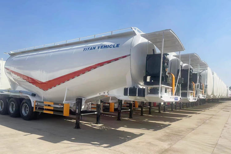 TITAN Cement Bulker Truck for Sale in Zambia - Poluprikolica cisterna: slika 3 TITAN Cement Bulker Truck for Sale in Zambia - Poluprikolica cisterna: slika 3