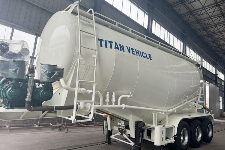 TITAN Dry Bulk Tanker Trailer for Sale in Saudi Arabia - Poluprikolica cisterna: slika 1 TITAN Dry Bulk Tanker Trailer for Sale in Saudi Arabia - Poluprikolica cisterna: slika 1