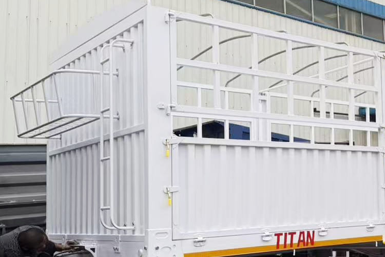 TITAN Livestock Fence Semi Trailer for Sale in Malawi - Poluprikolica za prevoz stoke: slika 4 TITAN Livestock Fence Semi Trailer for Sale in Malawi - Poluprikolica za prevoz stoke: slika 4