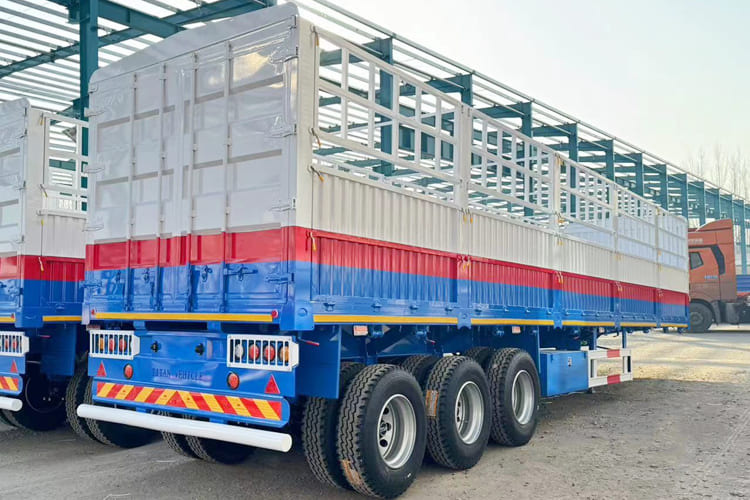 TITAN Livestock Trailer for Sale in Ghana - Poluprikolica za prevoz stoke: slika 1 TITAN Livestock Trailer for Sale in Ghana - Poluprikolica za prevoz stoke: slika 1