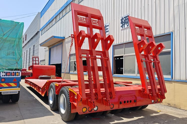 TITAN Lowbed Trailer for Sale in Saudi Arabia - Niska poluprikolica za prevoz: slika 1 TITAN Lowbed Trailer for Sale in Saudi Arabia - Niska poluprikolica za prevoz: slika 1