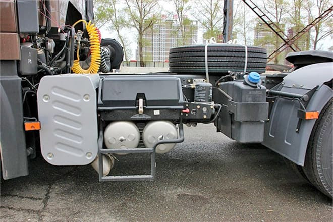 FAW Faw J6P 390 Truck New Model for Sale in Djibouti - Tegljač: slika 5 FAW Faw J6P 390 Truck New Model for Sale in Djibouti - Tegljač: slika 5