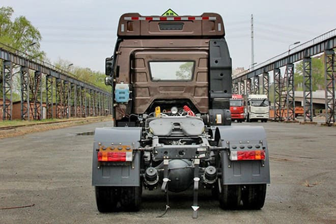 FAW Faw J6P 390 Truck New Model for Sale in Djibouti - Tegljač: slika 3 FAW Faw J6P 390 Truck New Model for Sale in Djibouti - Tegljač: slika 3