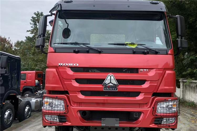 SINOTRUK Howo 371hp Truck Head for Sale In Tanzania - Tegljač: slika 4 SINOTRUK Howo 371hp Truck Head for Sale In Tanzania - Tegljač: slika 4